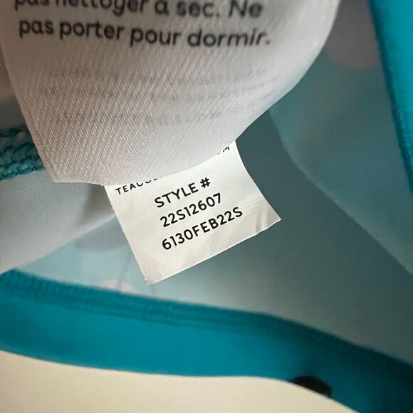 Tea Collection cherry rashguard - Picture 6 of 9